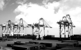 西港區將建成 世界最大碼頭